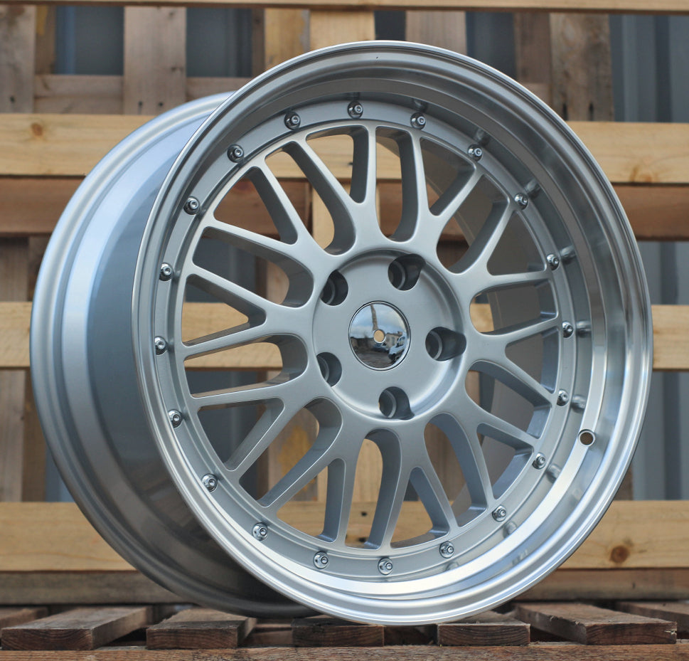 8,5x16 4x100 ET20 57,1 A1025 Argent bord poli