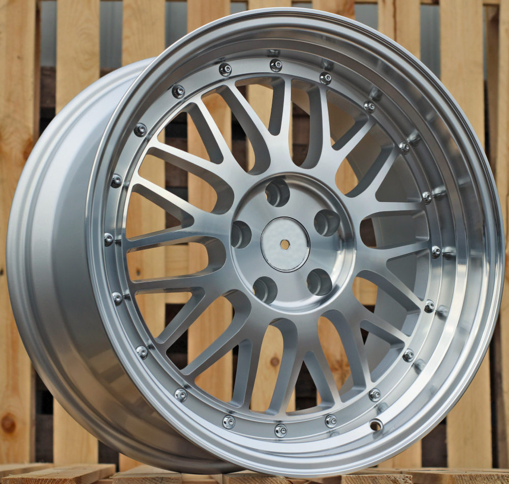 8,5x17 5x120 ET34 72,6 A1025 Argent usiné