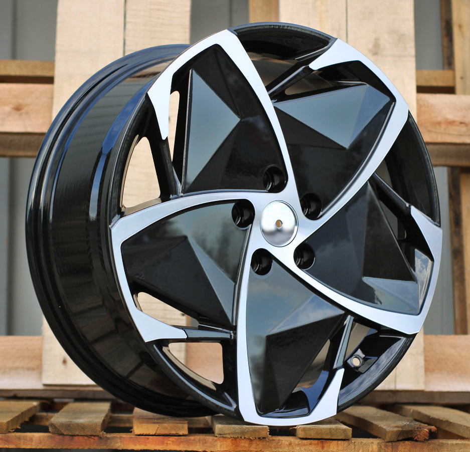 HYUNDAI 8x19 5x114,3 ET50 67,1 A5901 Noir poli