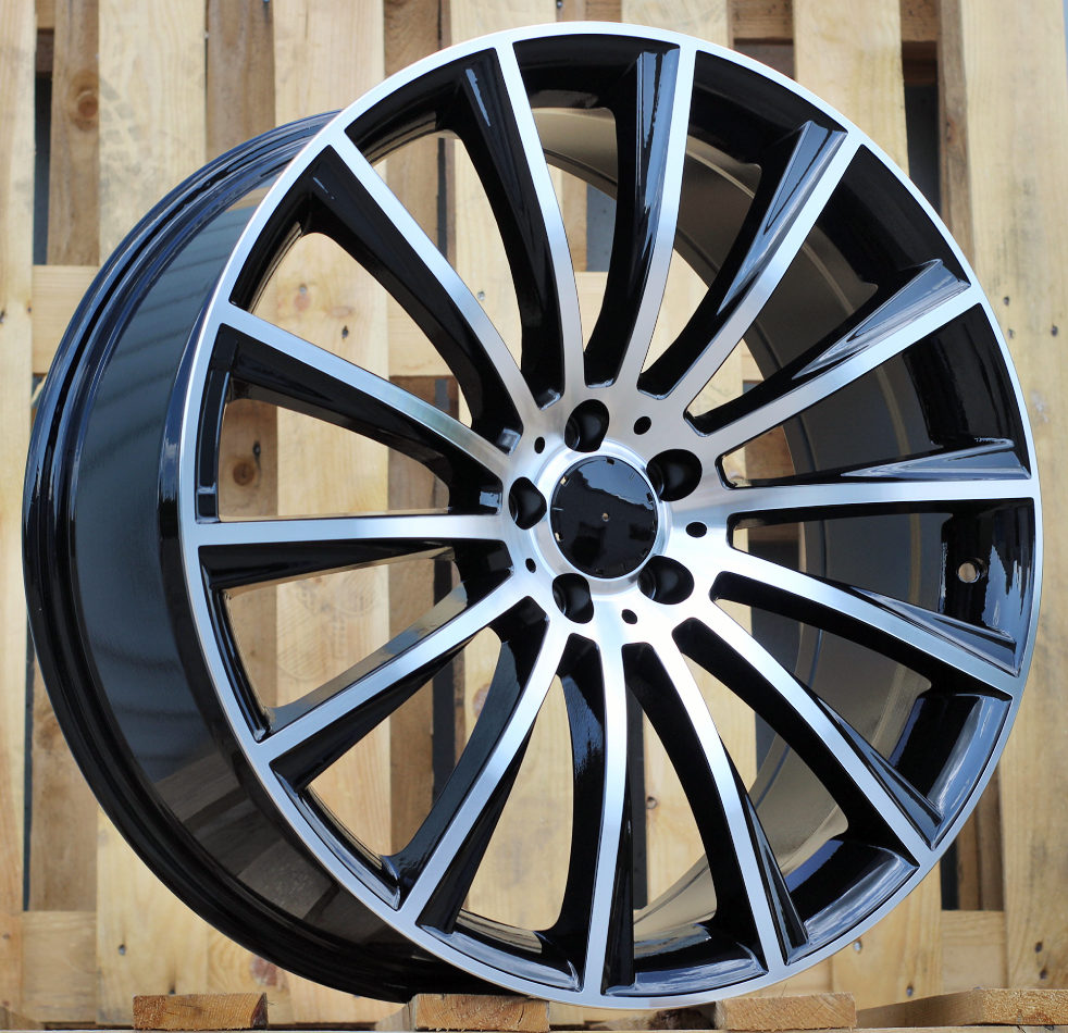 MERCEDES 10x22 5x112 ET40 66,6 B1048 Noir poli