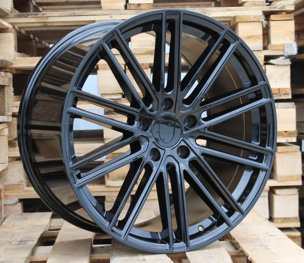 PORSCHE 9,5x21 5x130 ET61 71,6 B1271 Noir