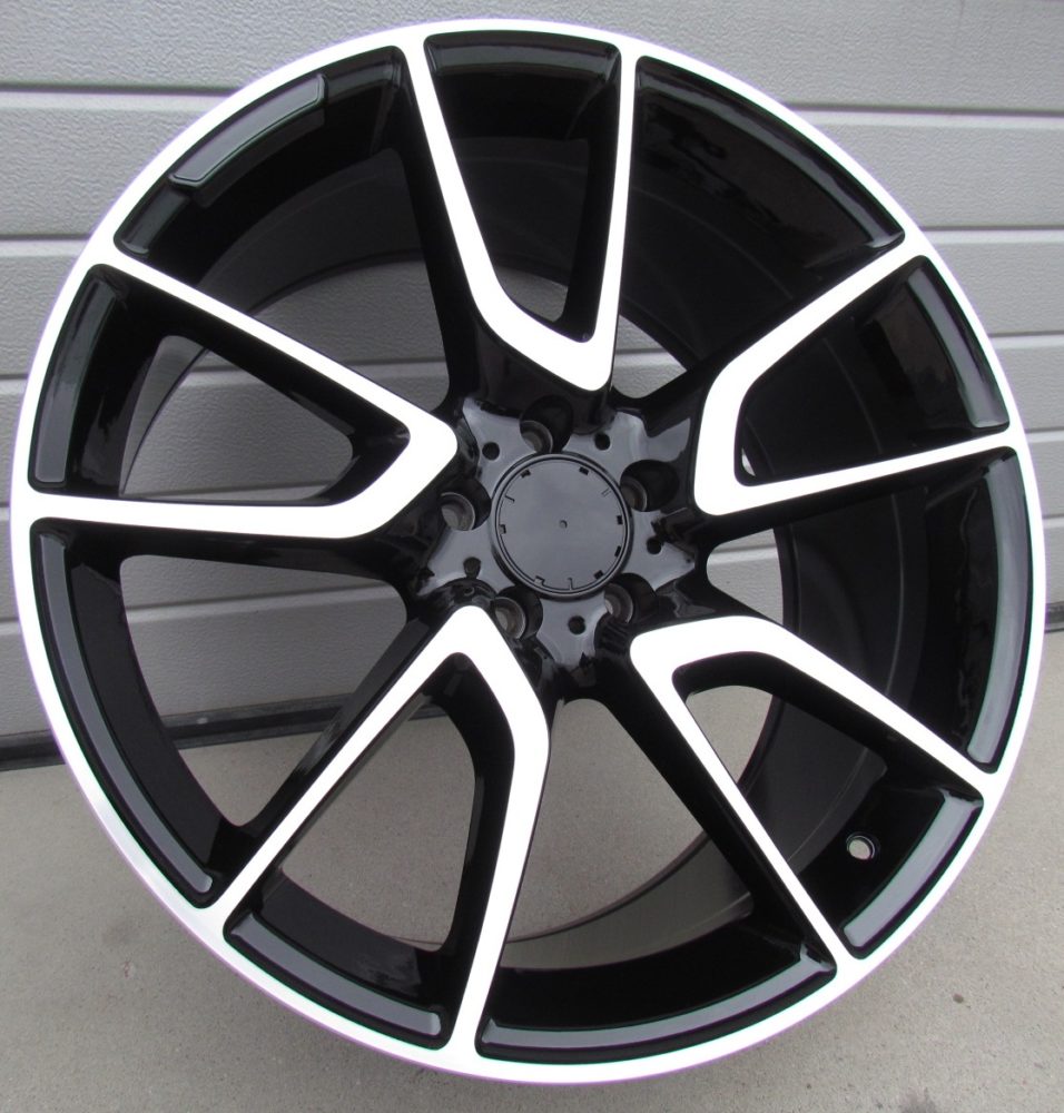 MERCEDES 9,5x20 5x112 ET45 66,6 B1303 Noir poli