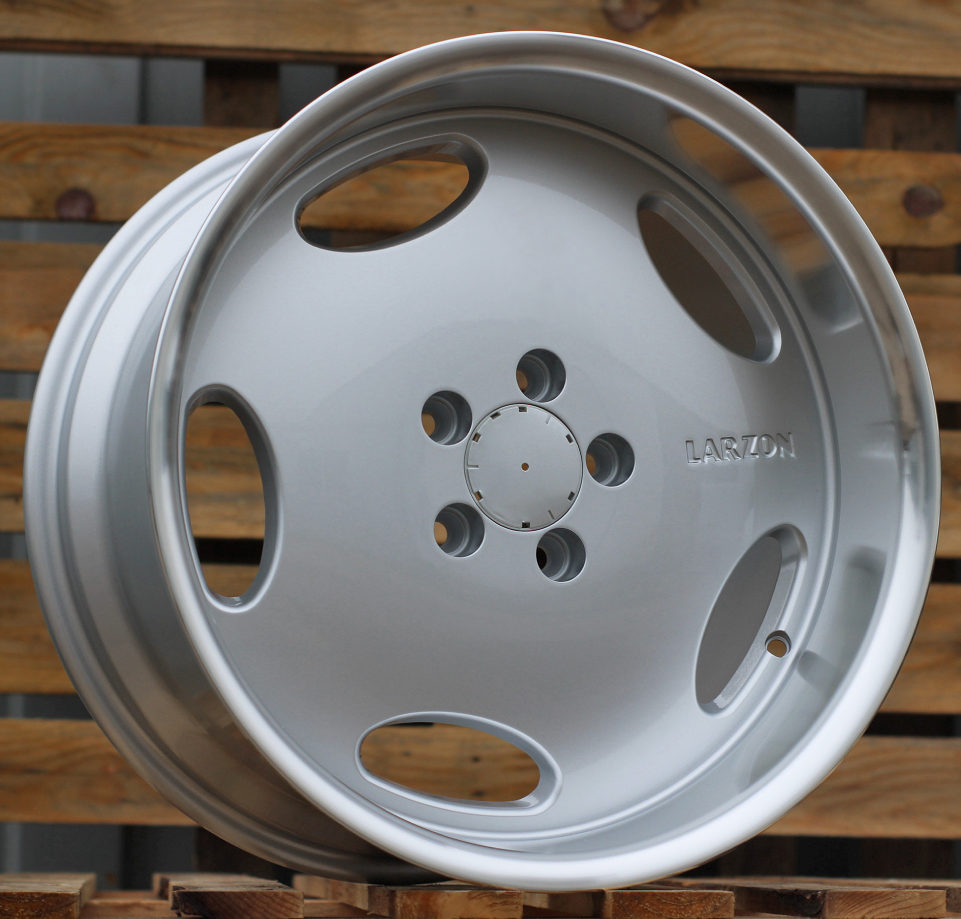 MERCEDES 8,5x18 5x112 ET35 66,6 B1563 Argent bord poli