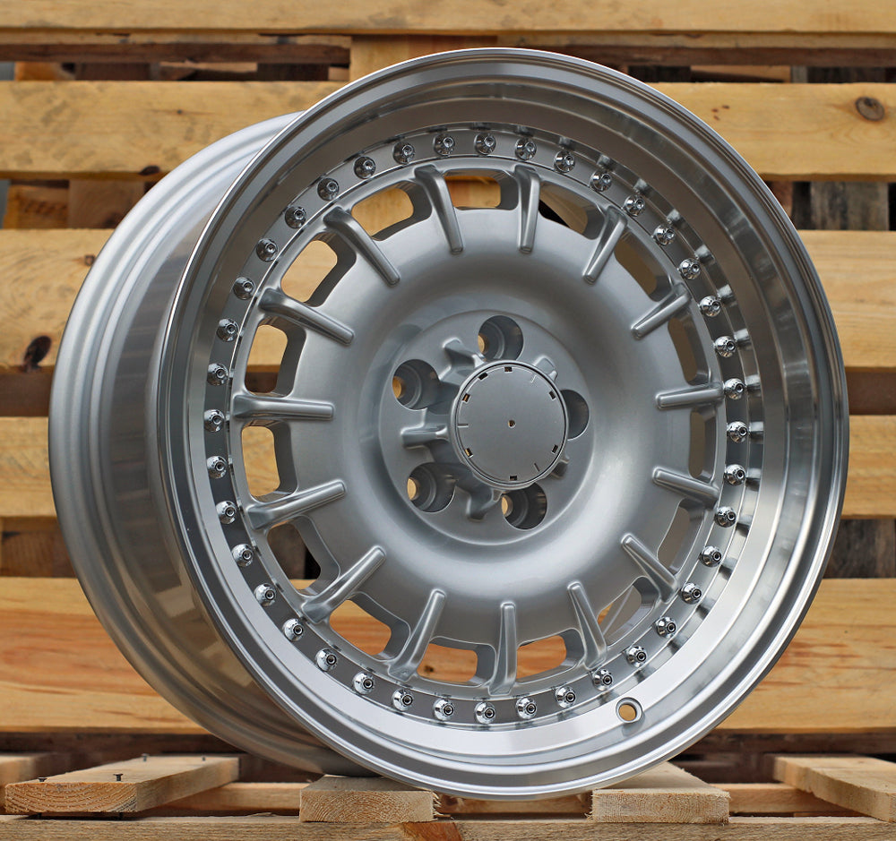 MERCEDES 8x17 5x112 ET30 66,6 B1855 Argent bord poli