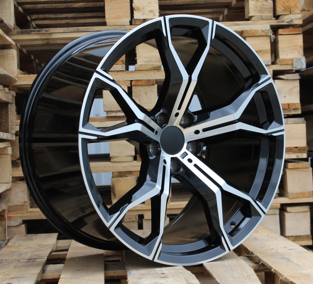 BMW 10,5x22 5x112 ET43 66,6 B5498 Noir poli