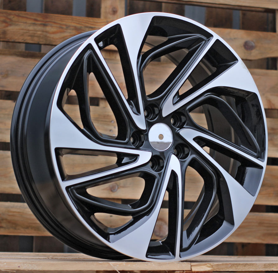 HYUNDAI 7,5x18 5x114,3 ET51 67,1 B5518 Noir poli