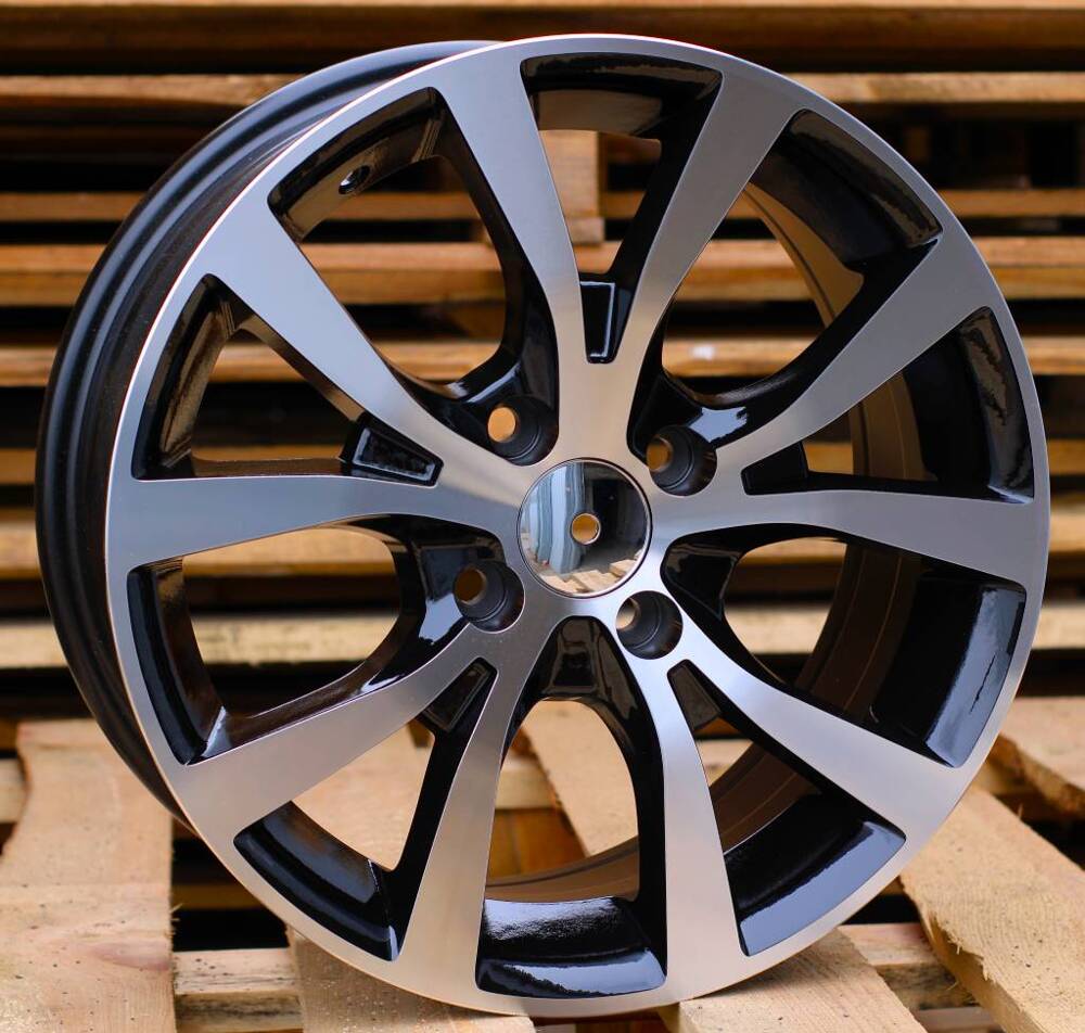 HYUNDAI 6,5x15 4x100 ET40 54,1 BK715 Noir poli