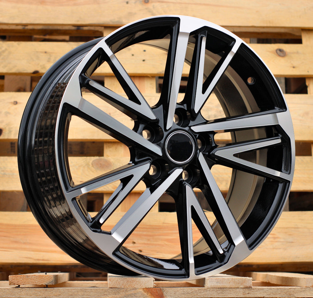 TOYOTA 7x17 5x114,3 ET40 60,1 FBX255 Noir poli