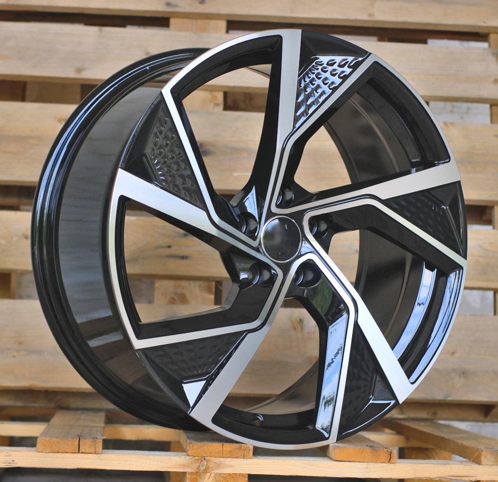 AUDI 8,5x19 5x112 ET35 66,6 FBX264 Noir poli