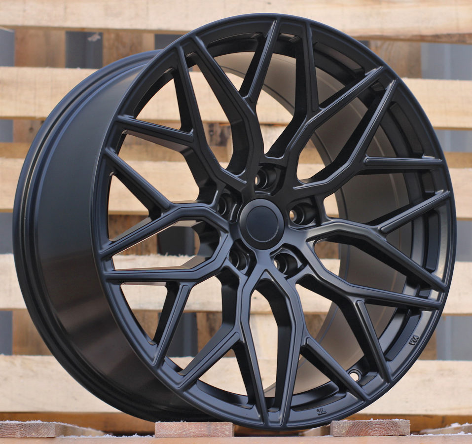 8,5x19 5x120 ET33 72,6 H4101 Noir semi-mat