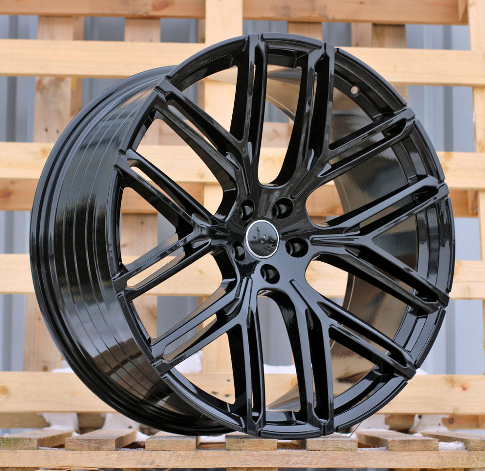 AUDI 10,5x23 5x112 ET18 66,6 HF736 Noir brillant