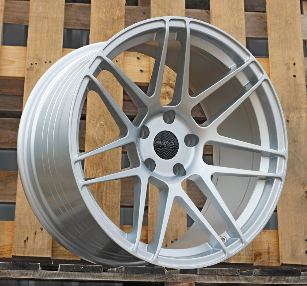9x19 5x120 ET15 74,1 HX020F Argent brillant