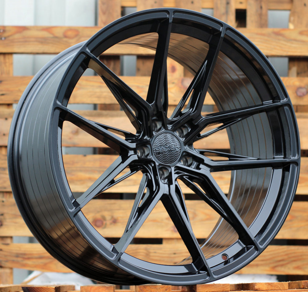 10,5x22 5x112 ET38 66,6 HX036 Noir