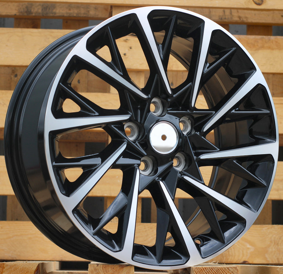 HYUNDAI 7,5x17 5x114,3 ET45 67,1 I0241 Noir poli