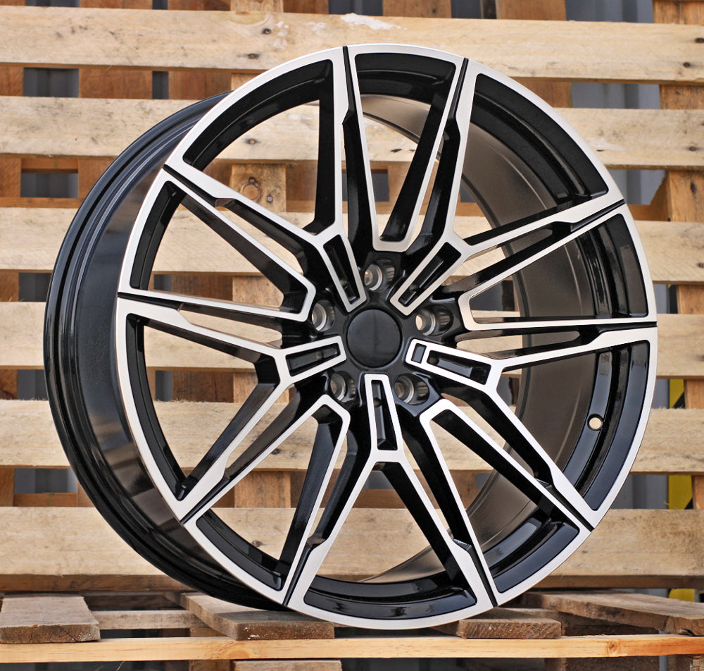 BMW 8x18 5x112 ET27 66,6 I0294 Noir poli