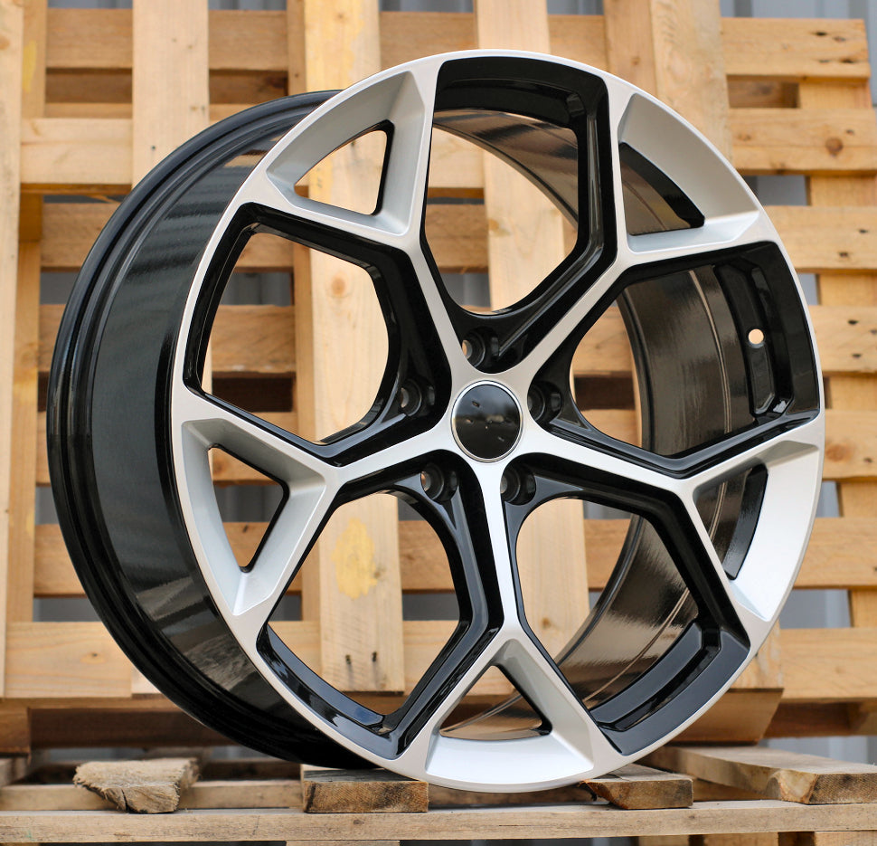 AUDI 10x22 5x112 ET19 66,6 I5598 Argent brillant et noir