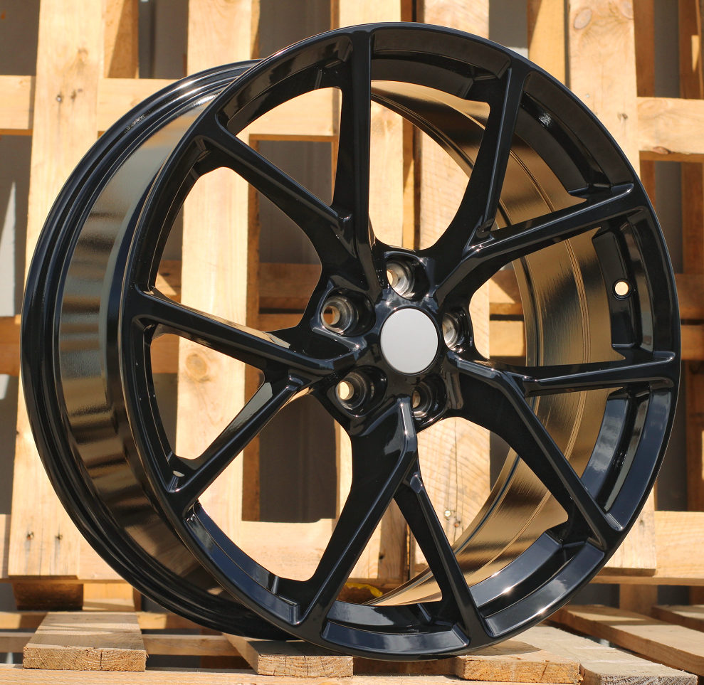 FORD 8x19 5x108 ET45 63,4 I5602 Noir