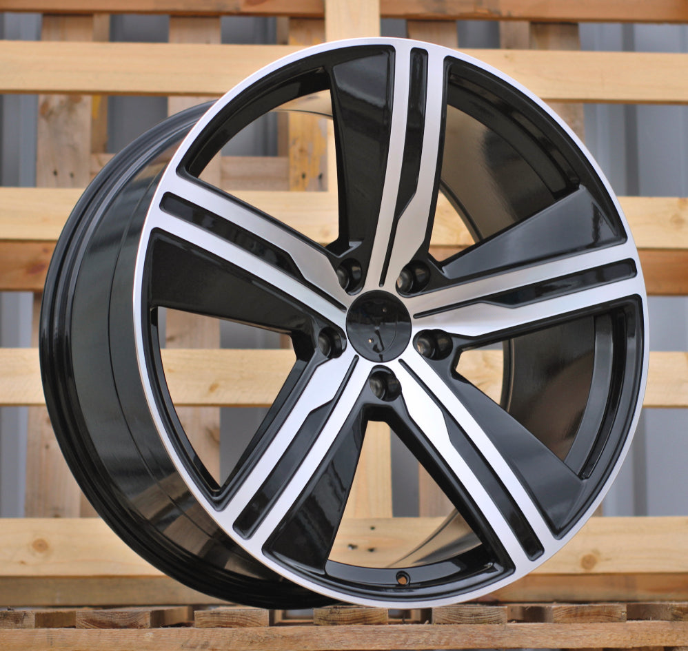 PORSCHE 9x22 5x130 ET29 66,6 I5664 Noir poli