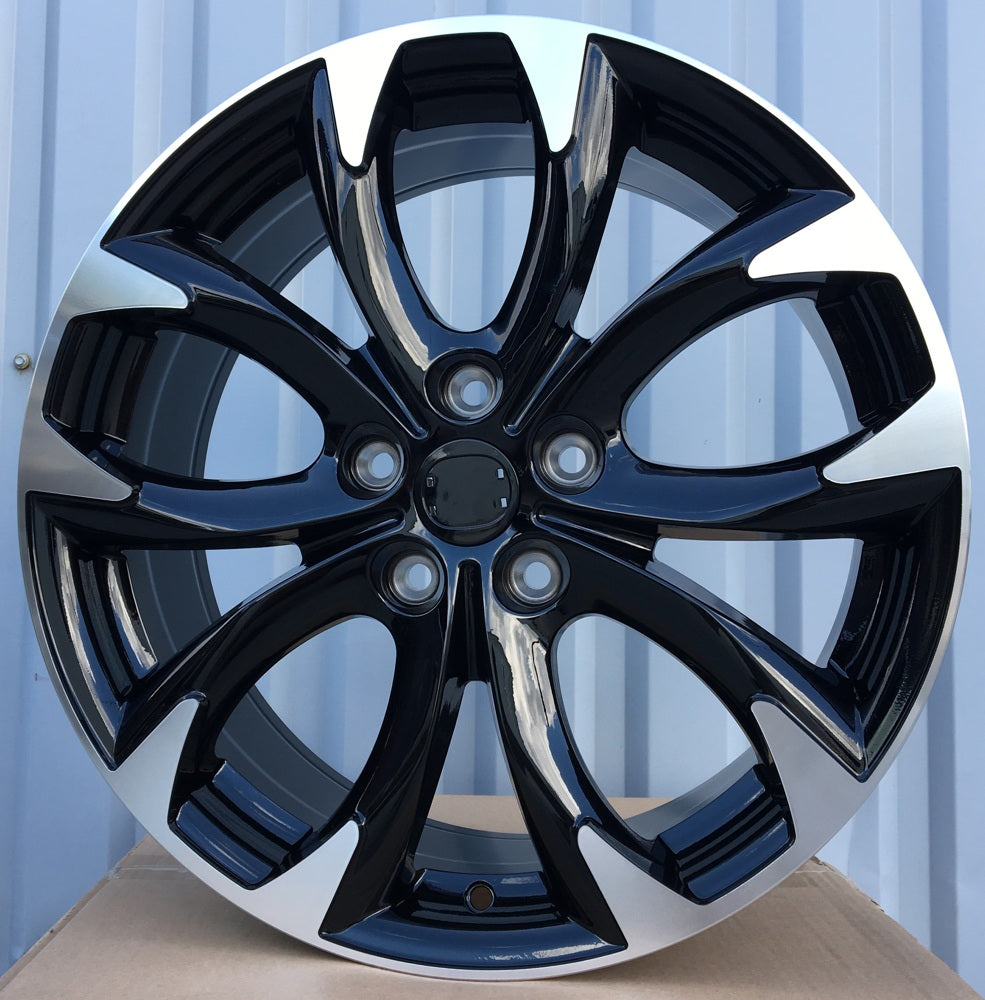 MAZDA 7,5x18 5x114,3 ET50 67,1 L1470 Noir poli