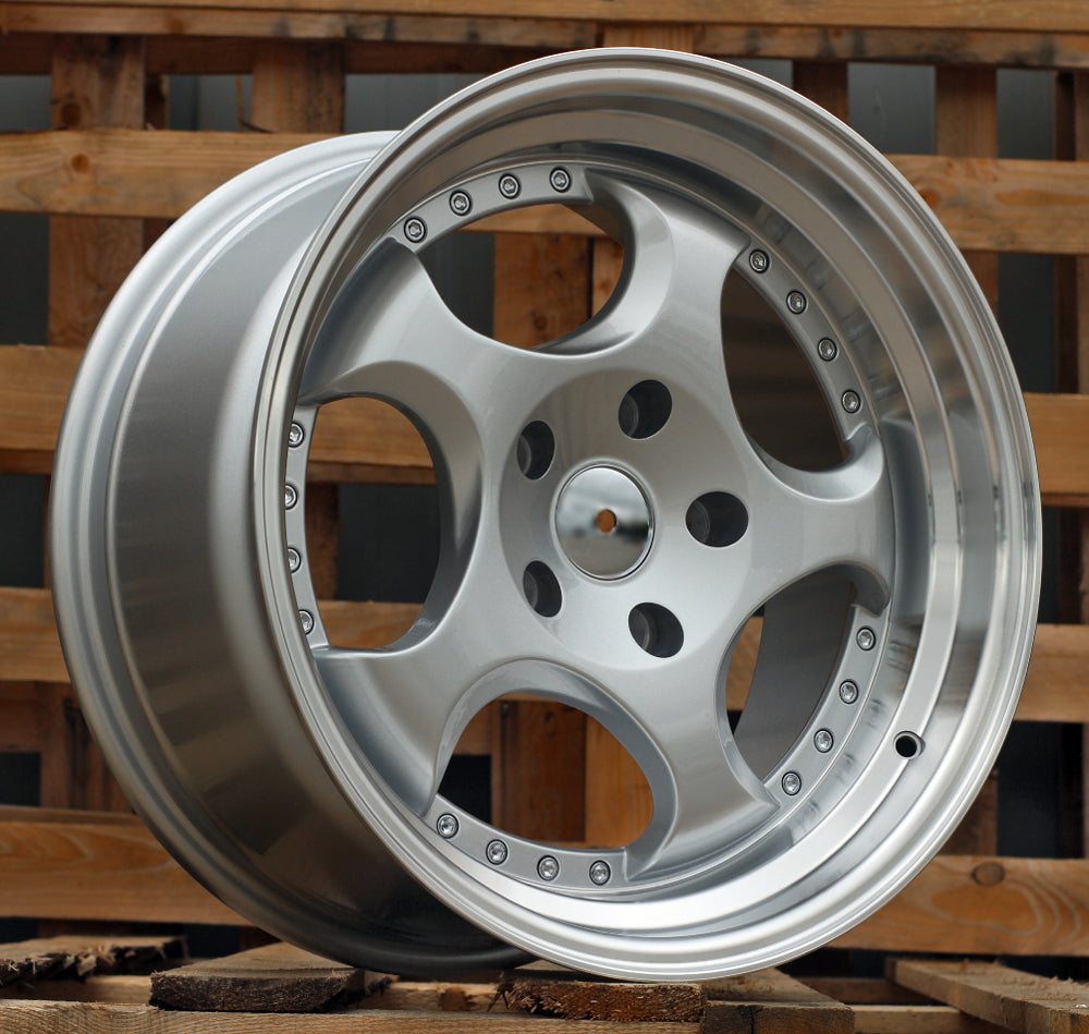 BMW 9,5x17 5x120 ET20 74,1 L2384 Argent bord poli