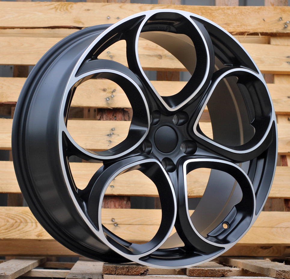 ALFA ROMEO 8x20 5x110 ET37 65,1 L2387 Noir poli semi-mat