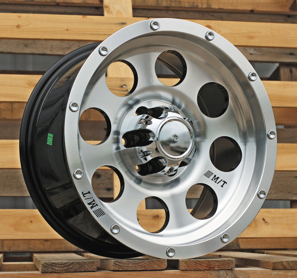 8x16 6x114.3 ET 66,1 QC812 Noir poli