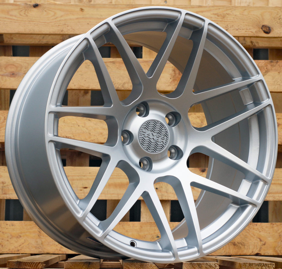 9x19 5x120 ET30 72,6 XF995 Argent brillant