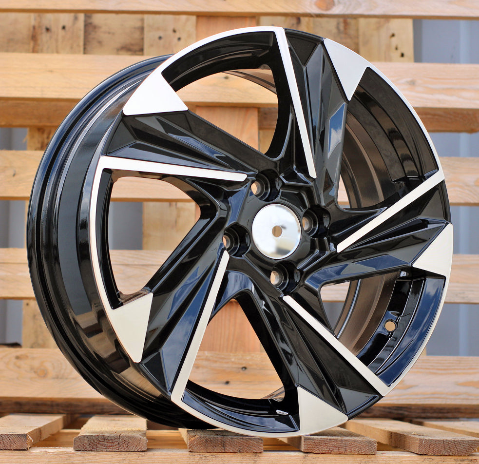 HYUNDAI 6,5x16 4x100 ET45 54,1 Y1220 Noir poli