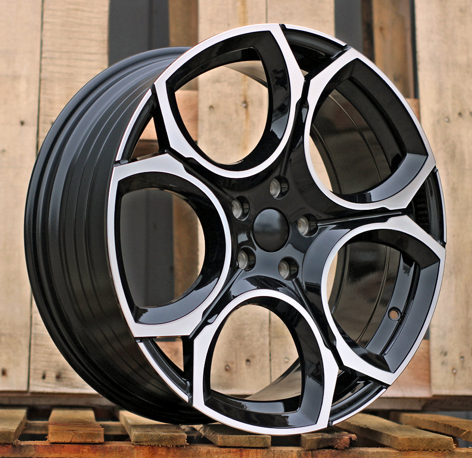 VW 8x19 5x112 ET45 57,1 Y1232 Noir poli