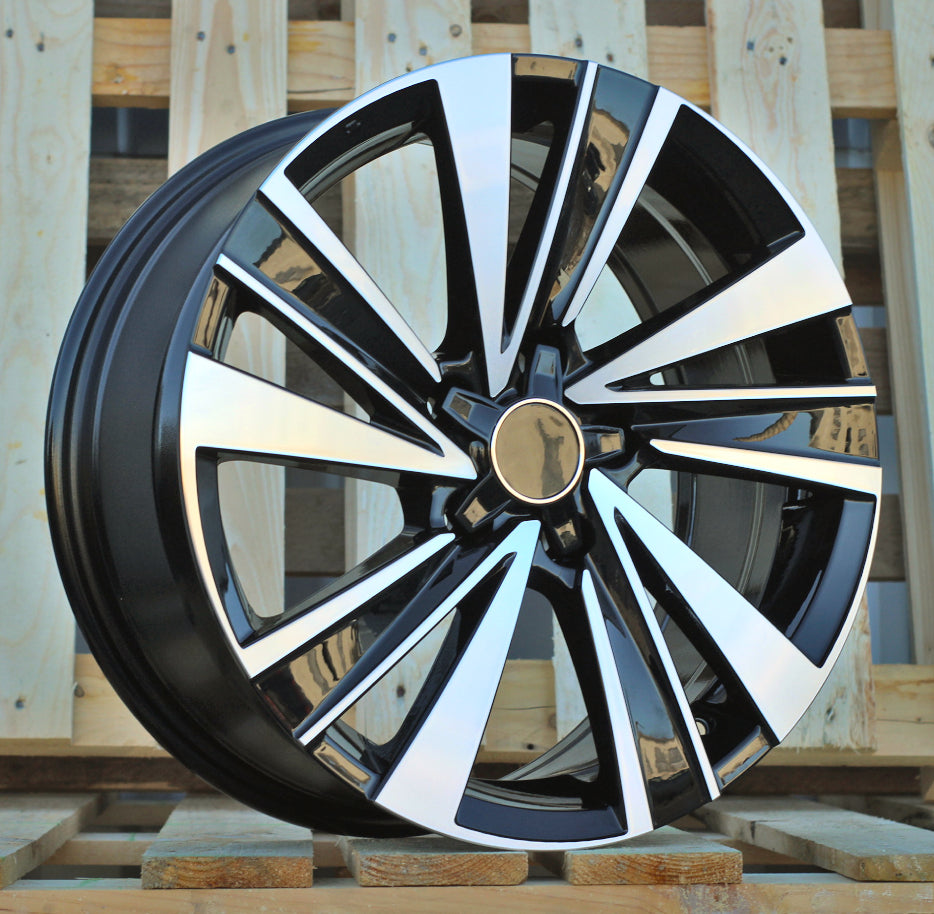 TOYOTA 7,5x17 5x114,3 ET40 60,1 Y1382 Noir poli