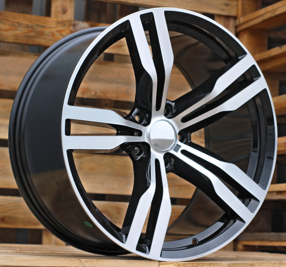 BMW 8,5x19 5x120 ET25 72,6 B5327 Noir poli