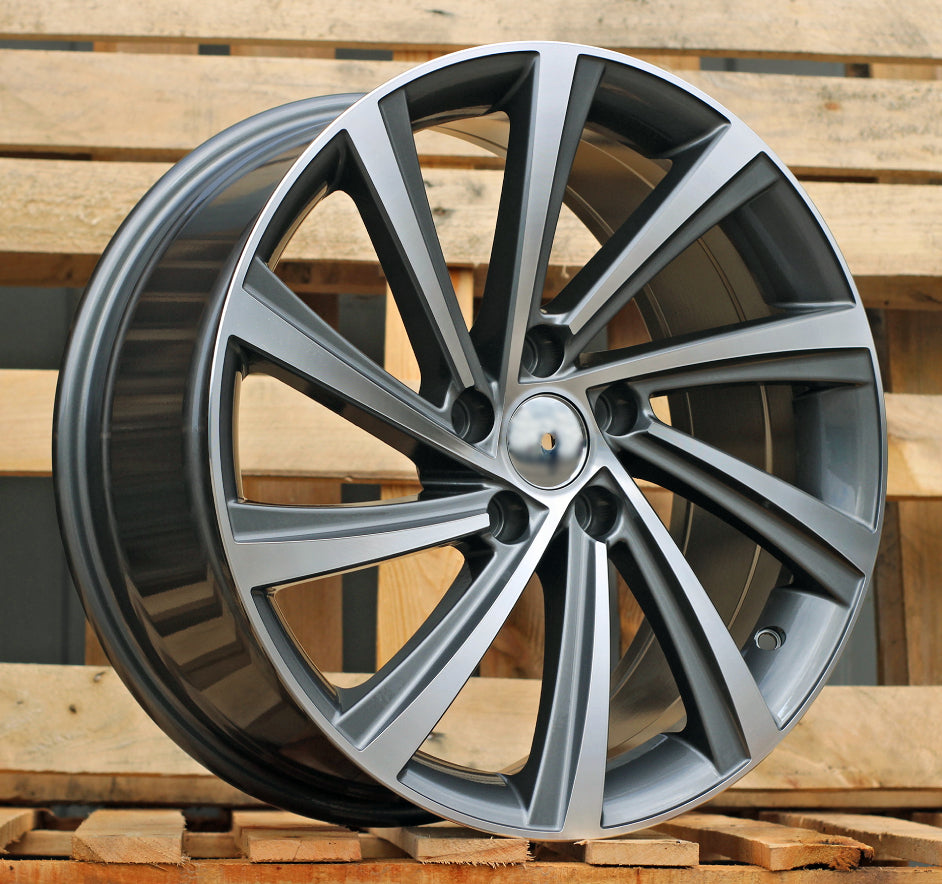 SKODA 8x18 5x112 ET45 57,1 D2403 Gris poli