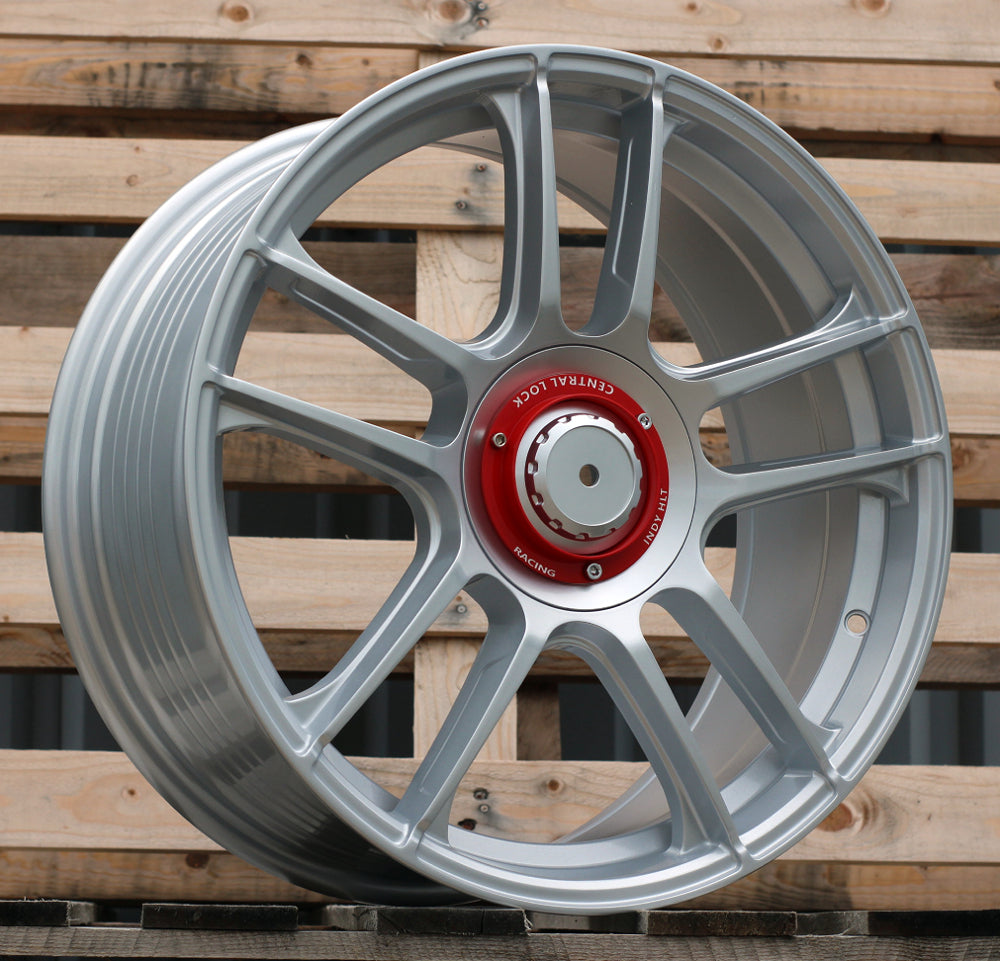 8x18 5x100/5x112 ET42 73,1 F8826 Argent