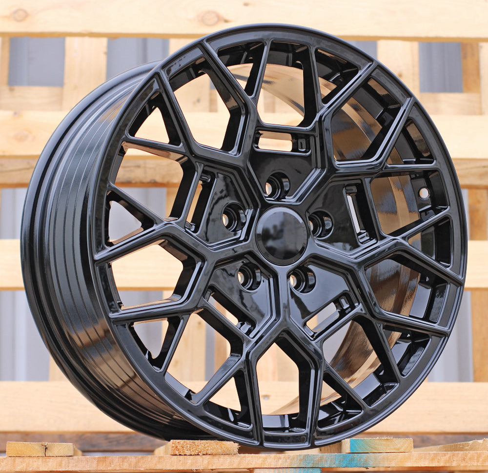 Jante FORD 8x18 5x160 ET50 65,1 HF5227 Noir brillant